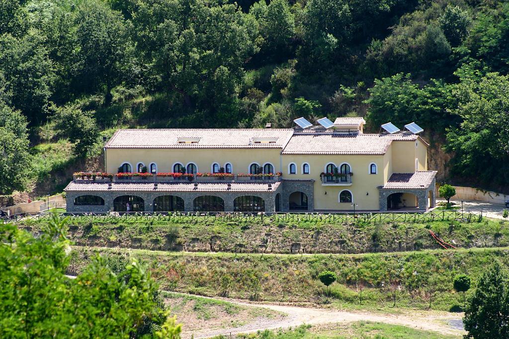 Agriturismo L'Arca Di Anna Brambilla Белведере Маритимо Екстериор снимка