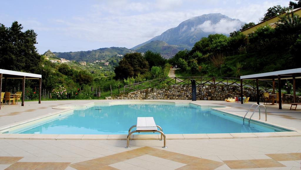 Agriturismo L'Arca Di Anna Brambilla Белведере Маритимо Екстериор снимка